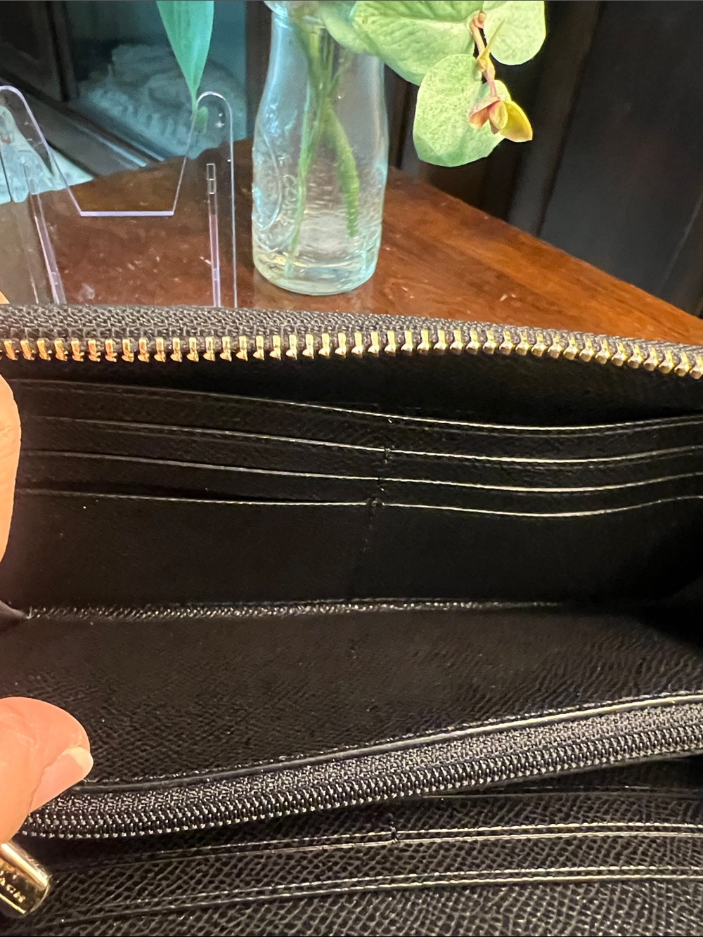 Authentic Coach Black Saffiano Zip Wallet with Gold Logo - Picture 9 of 17